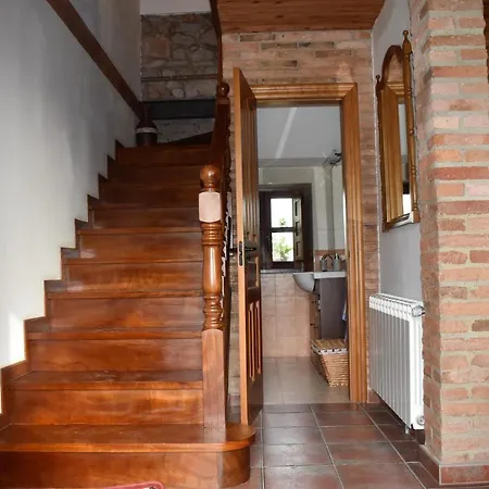 Casa Carmen Y Mera Ferrones