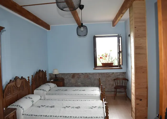 Casa Carmen Y Mera Ferrones