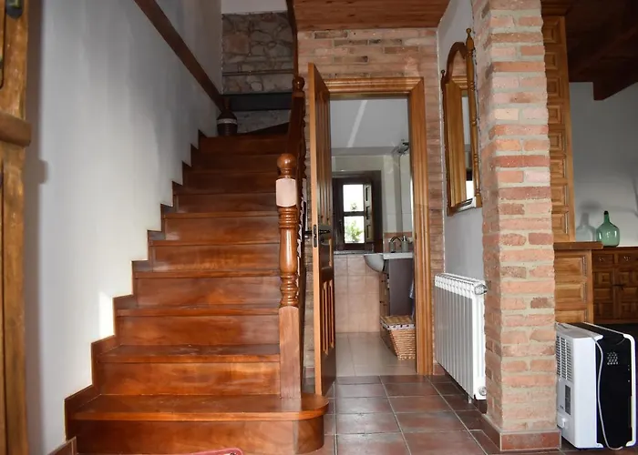 Casa Carmen Y Mera Ferrones